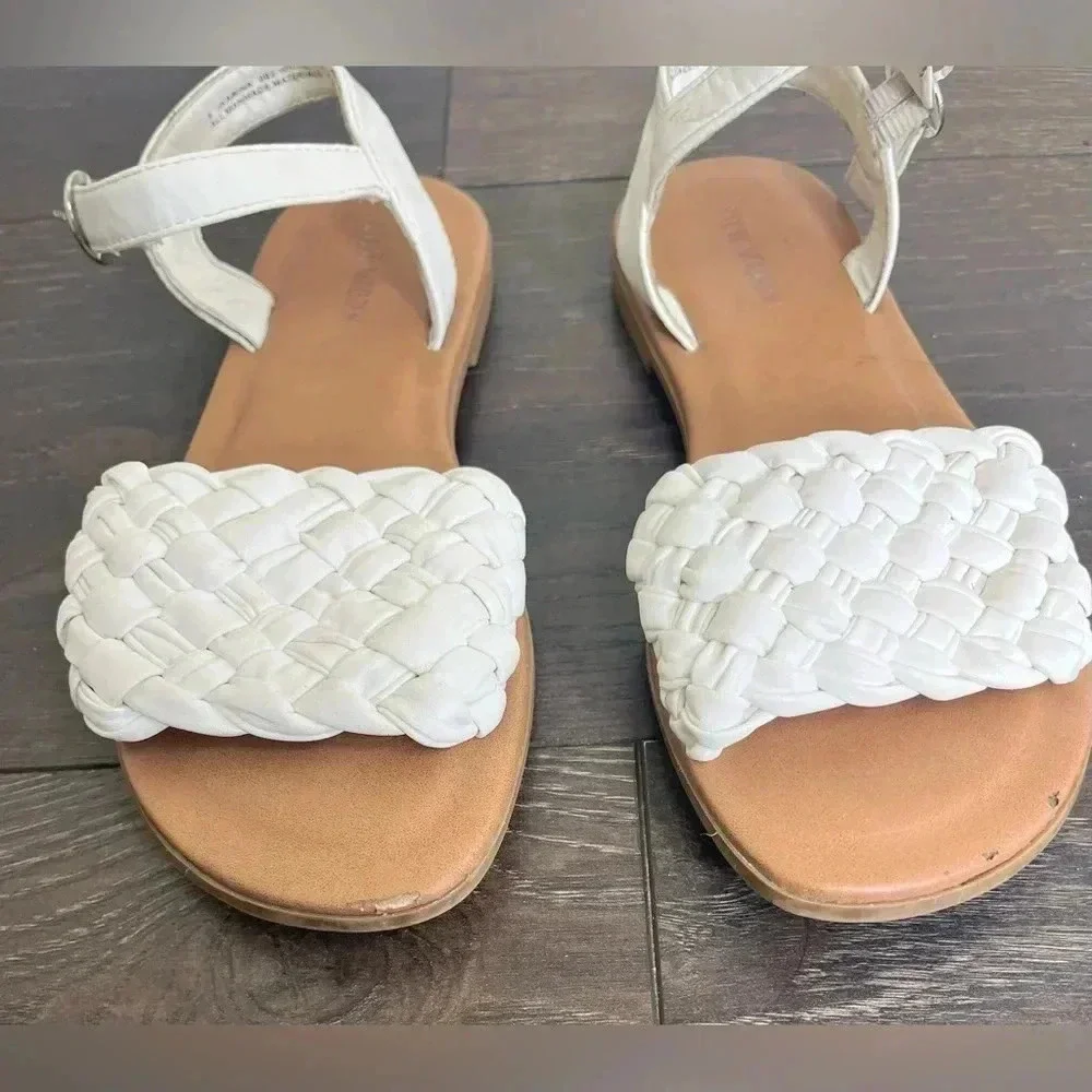 Steve Madden Sandals Youth 3Jromma Ankle Straps White Faux Leather Casual Open